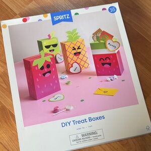 20-count pack of fun Valentine's Day/summer party colorful fruit boxes